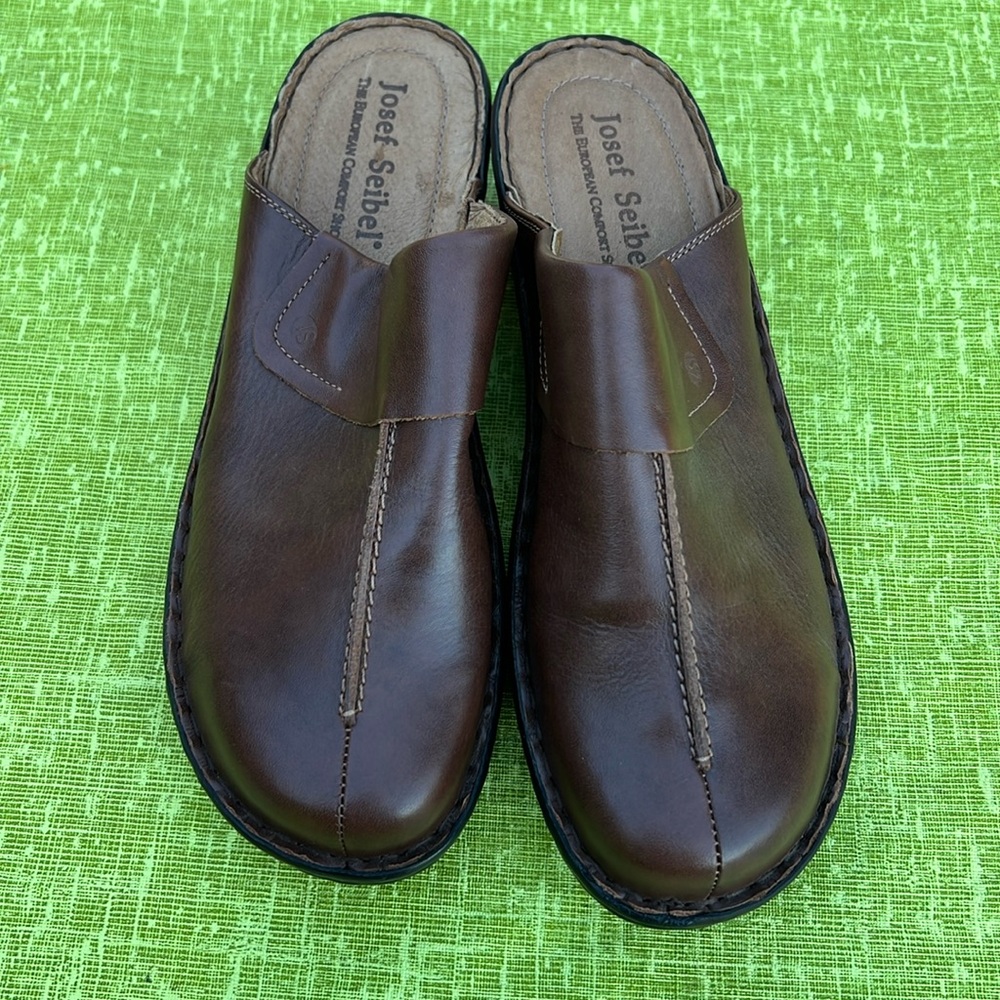 Josef Seibel NEW Brown Leather Clogs -size 42